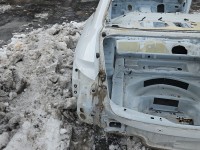 Błotnik tył lewy Audi A4 B9 ćwiartka LS9R