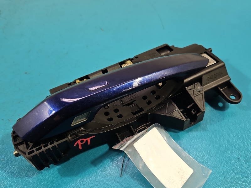 Klamka tył prawa zewnętrzna Audi A5 F5 8W0837812A LX5H