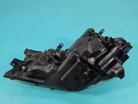 Reflektor prawy lampa przód Toyota Avensis Verso EUROPA