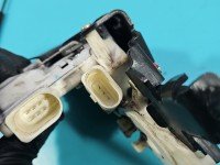 Zamek przód prawy 4E1837016A Audi A8 D3 EUROPA Producent części: Audi, Europejska, 7pin + 2pin / WERSJA POD DOCIĄG