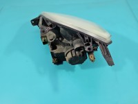 Reflektor prawy lampa przód Ford Fiesta Mk6 EUROPA