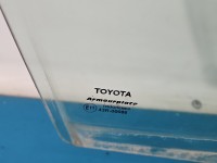 Szyba drzwi przód prawa pasażera Toyota Corolla E15 TOYOTA, 4 DRZWI sedan