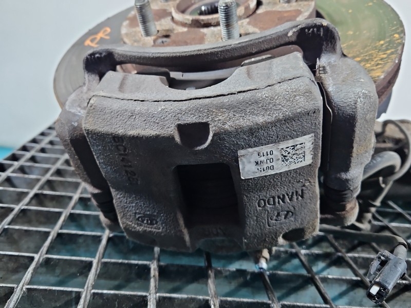 Zacisk przód prawy Hyundai Elantra VI 15-20 1.6 16V