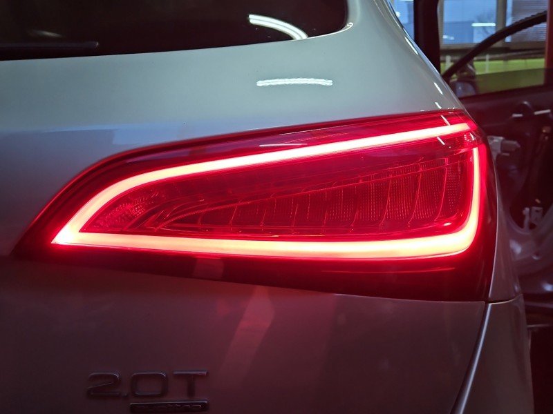 Lampa tył prawa AUDI Q5 08- HB