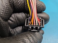 Lusterko lewe Peugeot 308 II T9 10pin (11 przewodów).rysy , składane elektrycznie KOLOR Ktvd europa