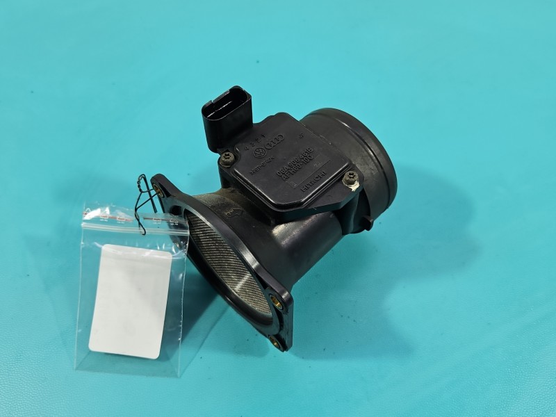 Przepływomierz Vw Bora 06A906461B 1.6 SR