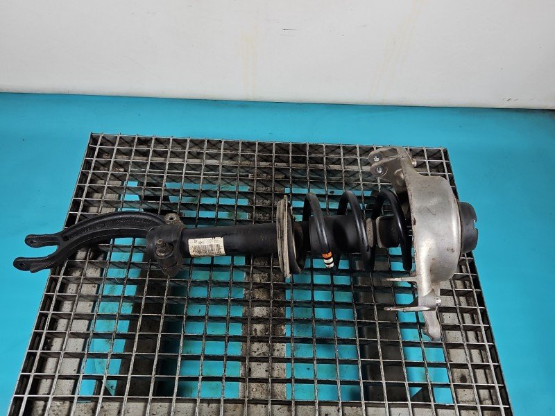 Amortyzator przód prawy przedni AUDI A4 B8