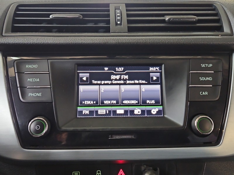 Radio fabryczne Skoda Fabia III 6V0035871D radioodtwarzacz