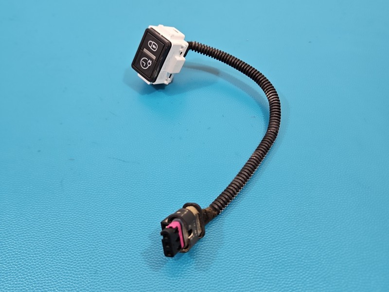 Przełącznik Peugeot, ładowania baterii Peugeot 3008 II 9826247277