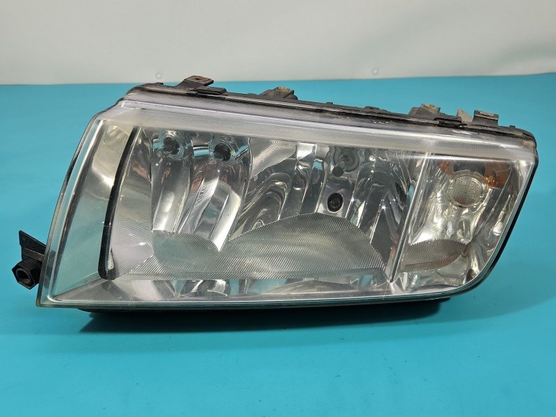 Reflektor lewy lampa przód Skoda Fabia I EUROPA