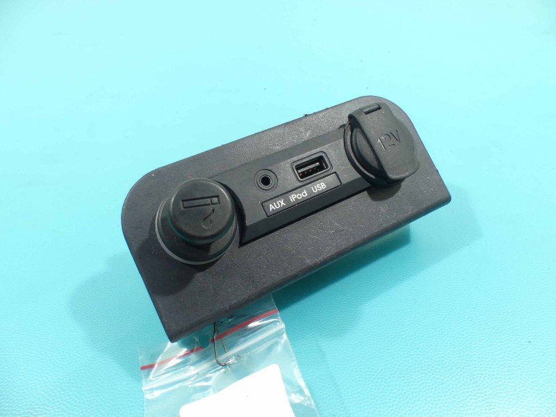 Gniazdo USB Kia Rio III 11-14 84762-1W051