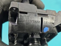 Zamek przód lewy 805030001R Renault Megane III EUROPA uszkodzona plastikowa obudowa