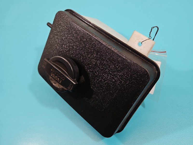 Zbiorniczek Zbiornik wyrównawczy Kia Optima IV 15-20 1.7 crdi D4FD