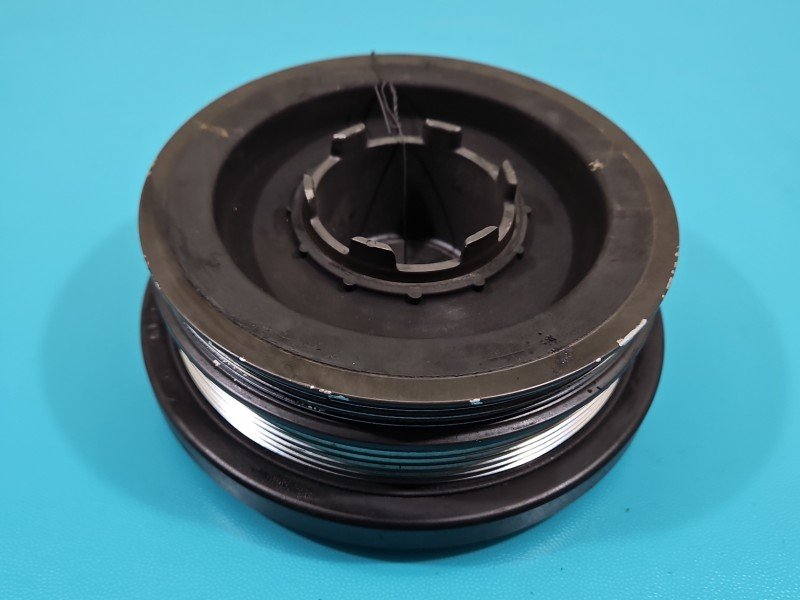 Koło pasowe wału korbowego Bmw X3 e83 2.0d (M47) Koło pasowe wału korbowego Bmw X3 e83 2.0d (M47)