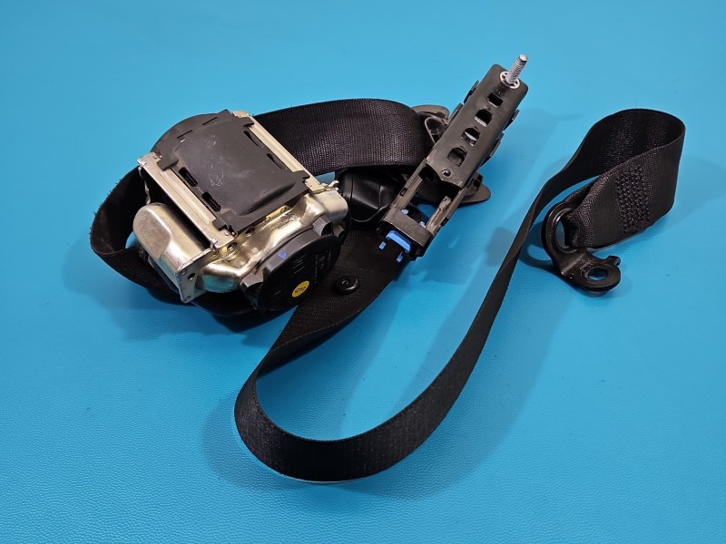 Pas bezpieczeństwa przód lewy kierowcy Mercedes Vito W447 14- 629520200C EU