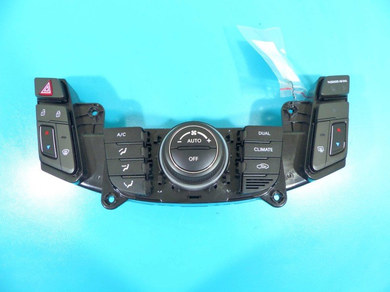 Konsola panel nawiewu Hyundai I40 97250-3ZXXX, 97250-3Z660