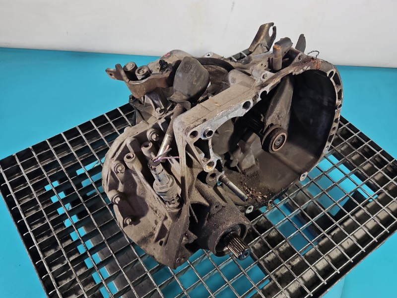 Skrzynia biegów JH1 053, JH1053 Dacia Logan I 05-14 1.4 8V