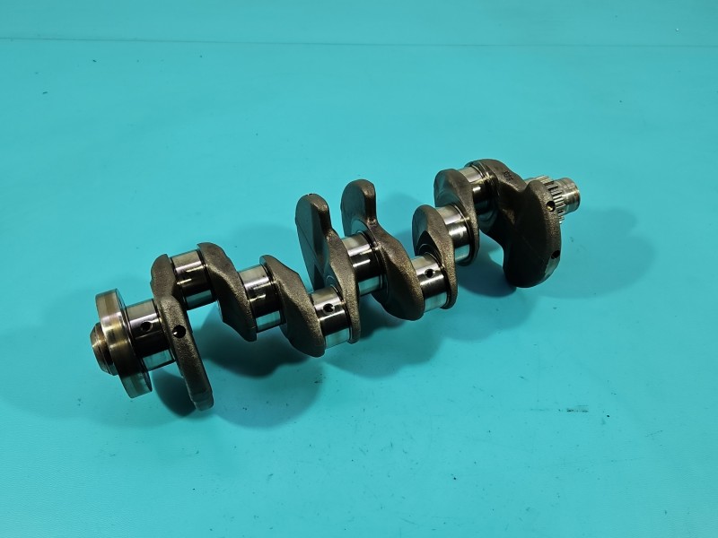 Wał korbowy Skoda Rapid 1.6 tdi (CAYB)