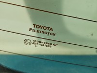 Szyba tylna KLAPY BAGAŻNIKA TYŁ Toyota Avensis III T27 sedan