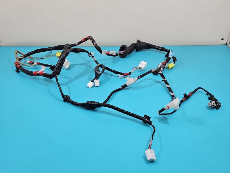 Instalacja Wiązka drzwi przód lewych Toyota Rav4 IV 82152-42D40C