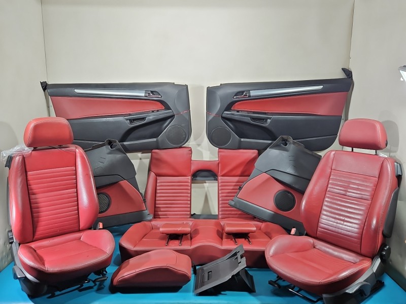 Fotele komplet kanapa Opel Astra III H