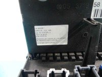 Skrzynka bezpieczników Mercedes ML W163 1635450016, 05371058
