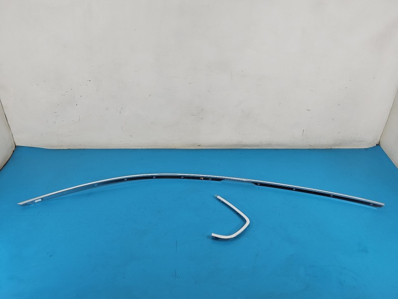 Listwa dachowa lewa dachu Maserati Quattroporte VI 13- 6700431230