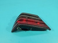 Lampa tył lewa Mercedes 124 sedan