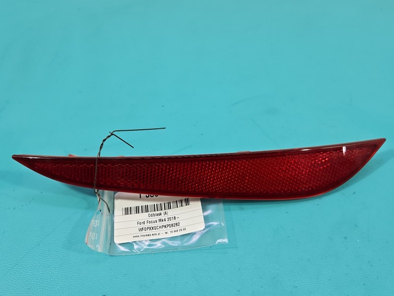 ODBLASK ZDERZAKA Ford Focus Mk4