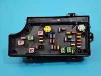 Skrzynka bezpieczników Dodge Caliber P68028007AB