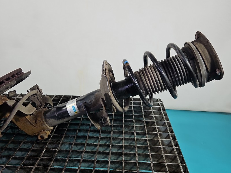 Amortyzator przód prawy przedni Skoda Octavia IV