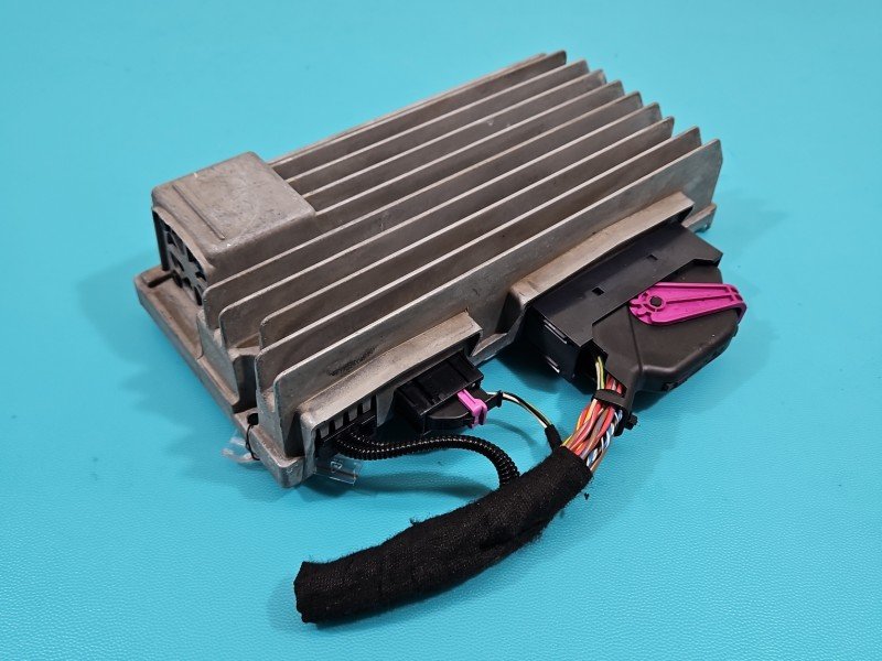 Wzmacniacz AUDI Q5 08-