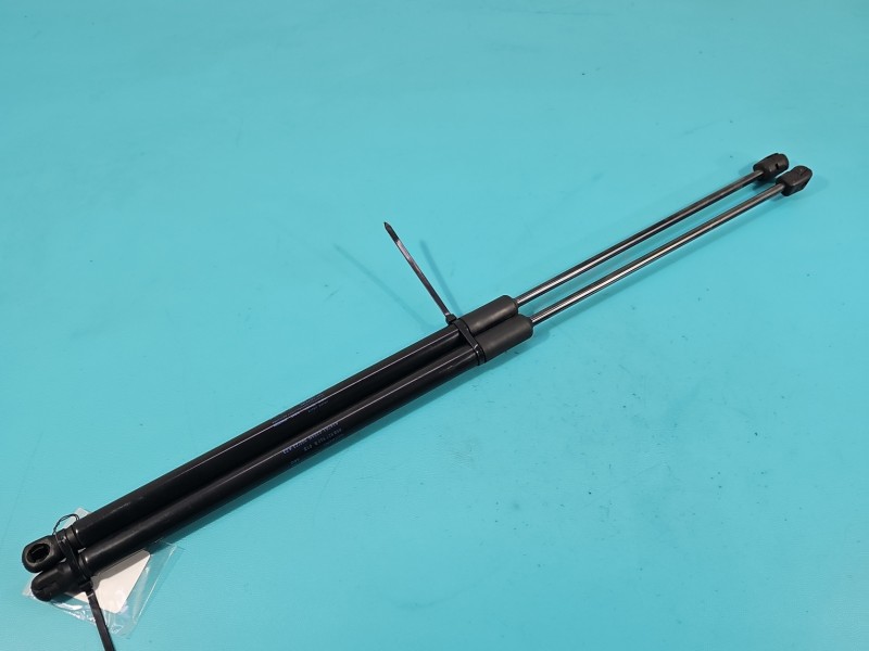 Siłowniki klapy komplet teleskop Skoda Kamiq 658827550B