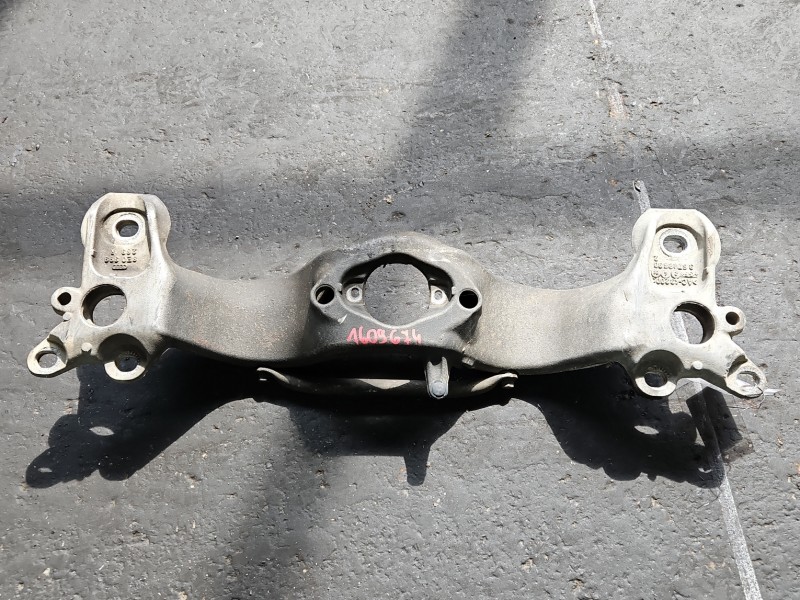 Łapa skrzyni biegów Audi A4 B6 1.9 TDI 8E0399263R