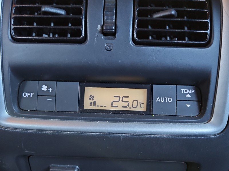 Konsola panel nawiewu INFINITI QX60 12- 275113JA0A