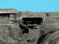Reflektor prawy lampa przód Renault Laguna II EUROPA 8200002847