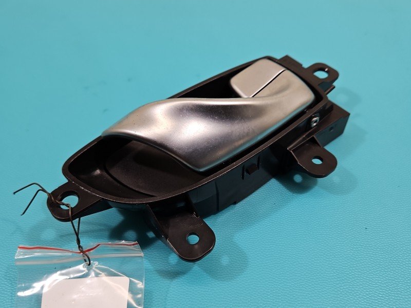 Klamka wewnętrzna tył prawa INFINITI QX60 12- Klamka wewnętrzna tył prawa INFINITI QX60 12-