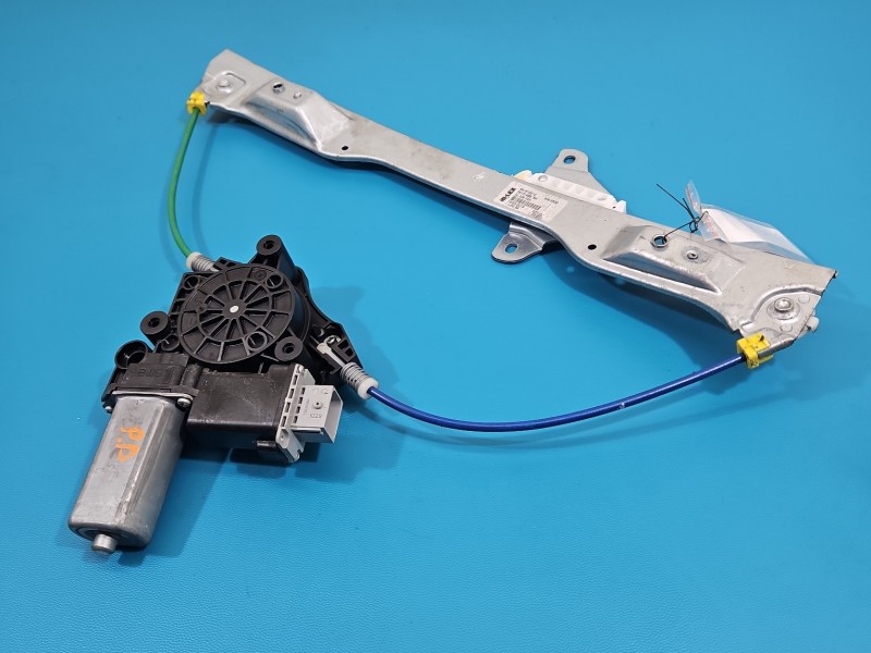 Podnośnik przód prawy SZYBY WINDA Opel Corsa E Producent części: OPEL 71019003, 5YY0625, 541613212 5d HB