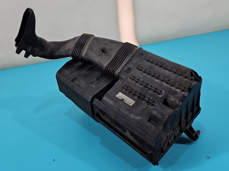 Obudowa filtra powietrza Ford S-max I MK1 30677718, 4613785905 2.5 T 20V Obudowa filtra powietrza Ford S-max I MK1 30677718, 4613785905 2.5 T 20V