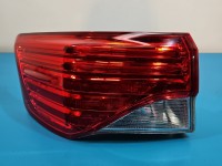 Lampa tył lewa Toyota Avensis III T27 sedan EUROPA