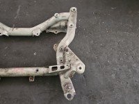 WÓZEK KOŁYSKA TRAWERS Sanki Belka silnika Mercedes CLS II C218 W218 218 4.7 V8 (278922)