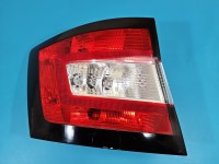 Lampa tył lewa błotnika Skoda Fabia III kombi EUROPA 6V9945095