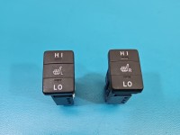 Przełącznik podgrzewania foteli lewy prawy przód Toyota Auris II 883-0B50, 882-0G50