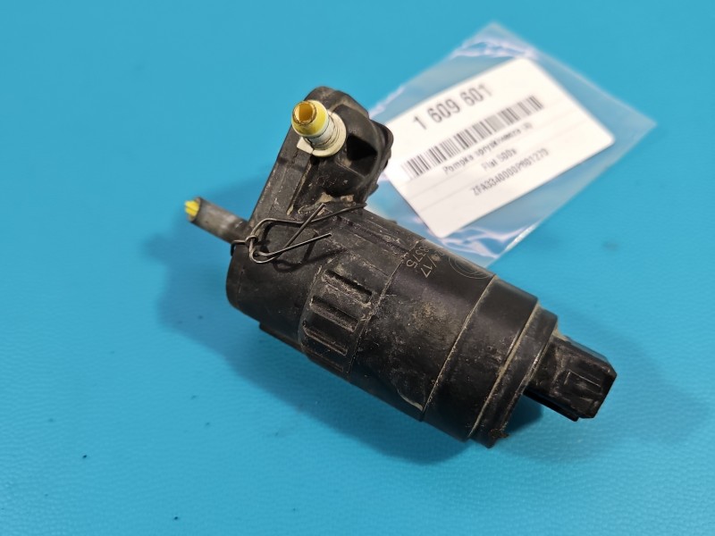 Pompka spryskiwacza Fiat 500X 898375, D524024