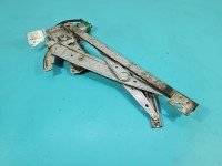 Podnośnik przód prawy Honda Accord V 93-98 Producent części: Honda, 4 PIN 0130821629 4d sedan