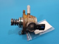 pompka Pompa paliwa Suzuki Sx4 S-Cross 13-21 1.4 T 15210-53S00-000 Suzuki