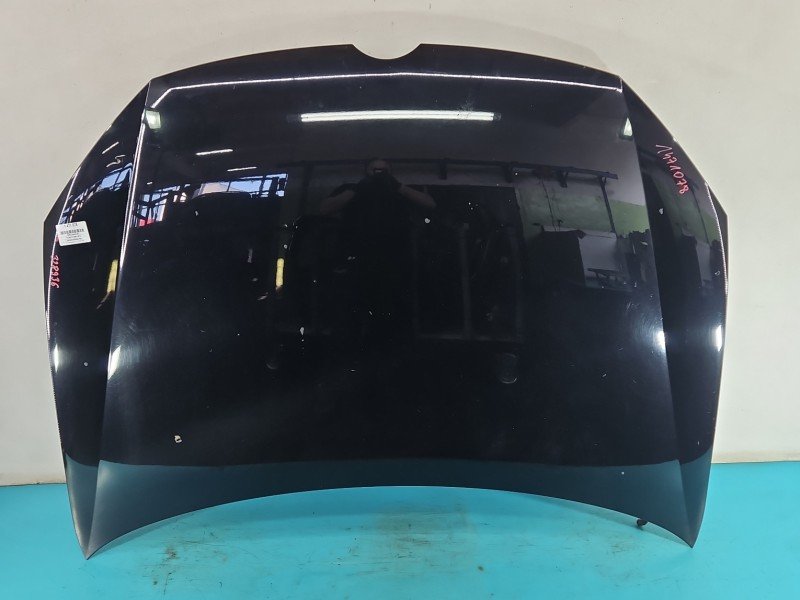 Maska przednia Vw Golf VI czarny LC9X Maska przednia Vw Golf VI czarny LC9X