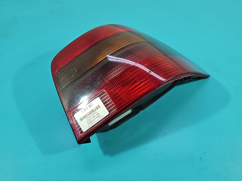 Lampa tył prawa Vw Golf IV HB