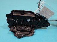 Zamek przód prawy 7445044 BMW G20 EUROPA Producent części: BMW, 5pin
