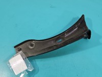 Mocowanie prawy błotnika uchwyt 3V0821142A Skoda Superb III